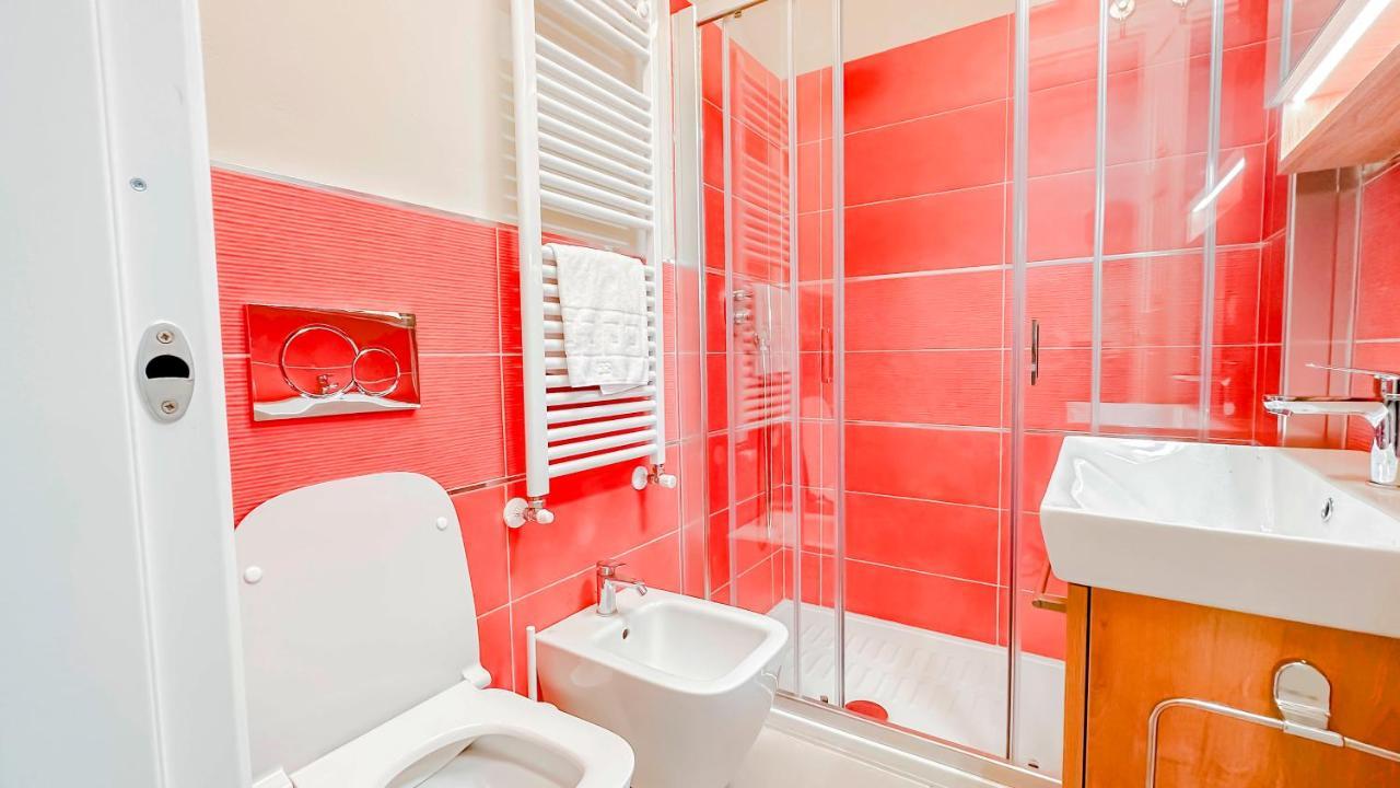 Alighieri Boutique Apartment Флоренция Экстерьер фото