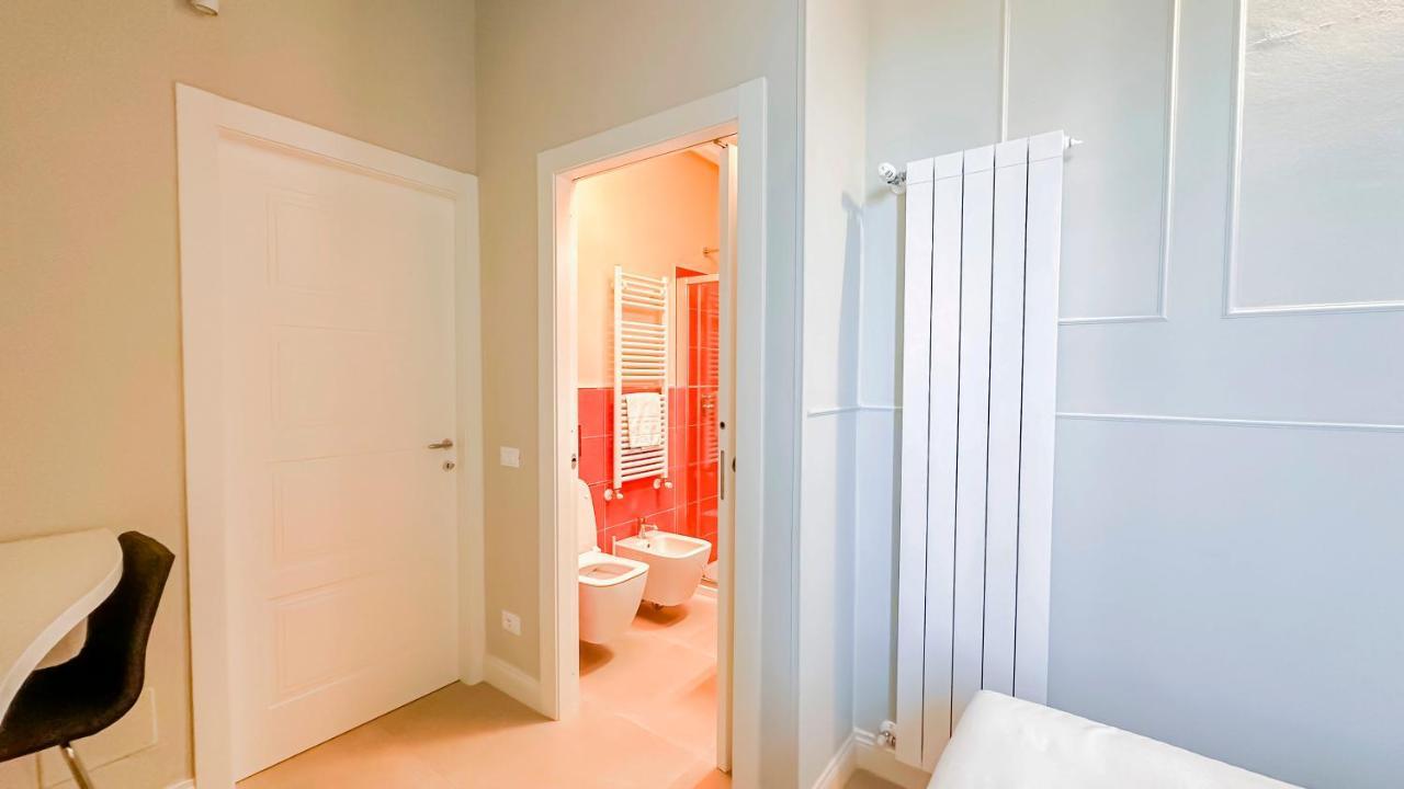 Alighieri Boutique Apartment Флоренция Экстерьер фото